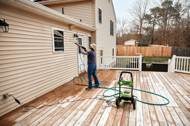 Best Deck Cleaning Services  in Riverview, FL
